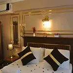 Emirhan & 4*