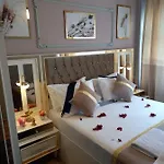 Emirhan & 4* Istambul
