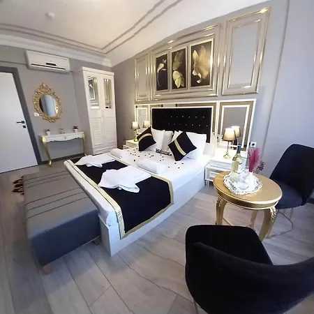 Emirhan & ゲストハウス