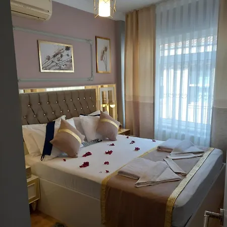 Emirhan & Istanboel