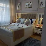 Emirhan & 招待所