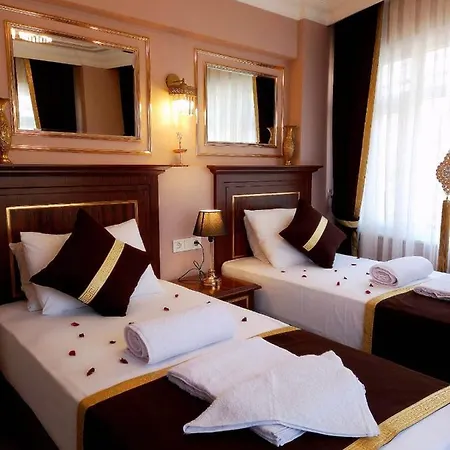 בית הארחה Emirhan & 4*