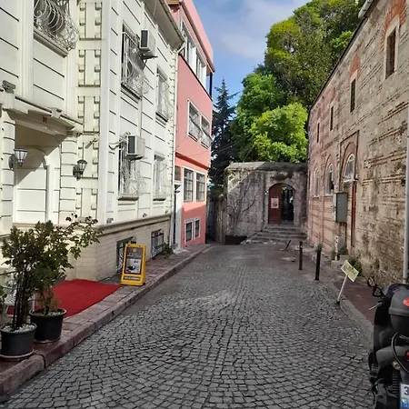 Emirhan & 게스트하우스