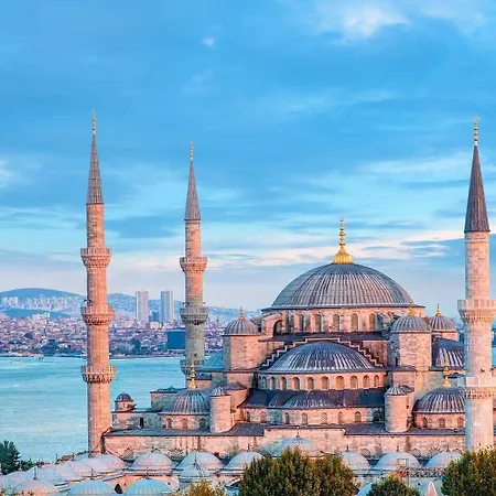 Emirhan & Isztambul