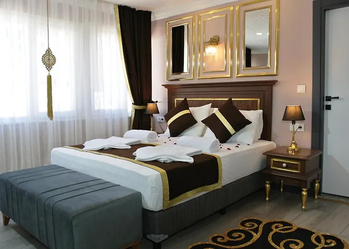 Emirhan & 4* Istambul