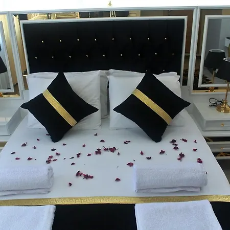 Emirhan & Pensionat 4*