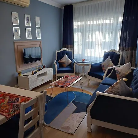 Emirhan & Istanbul