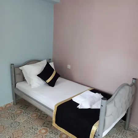 Guest house Emirhan & 3*